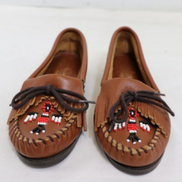Minnetonka Shoes - Minnetonka brown leather moccasins